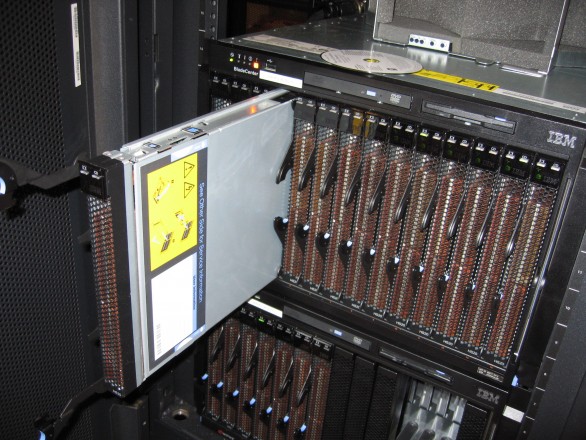 IBM bladecenter server